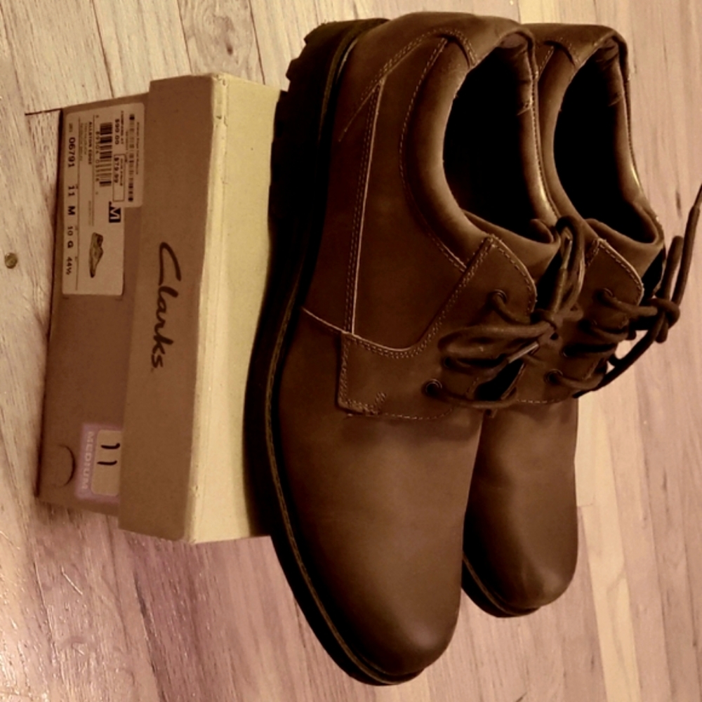 Clarks Allston Edge Shoes